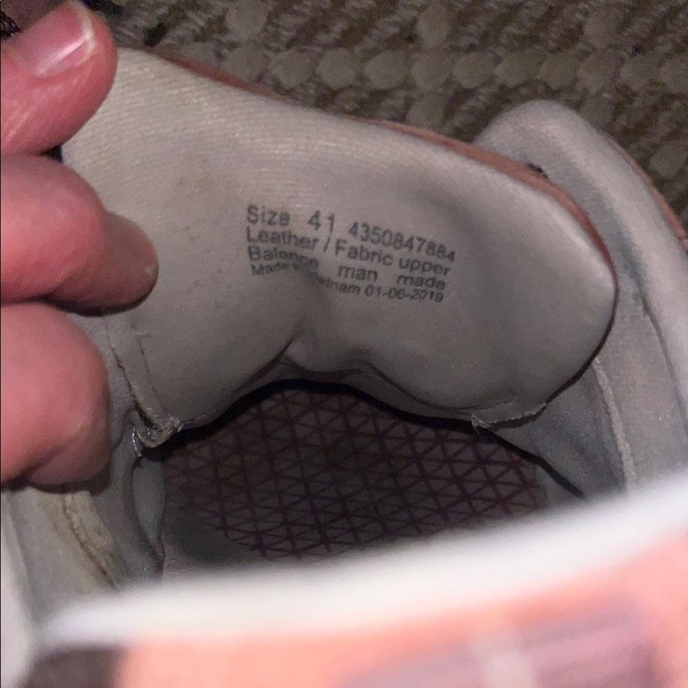 🌺Dansko Women's Pink and Brown Sneakers some wear on heels - still comfy fun - Picture 5 of 10